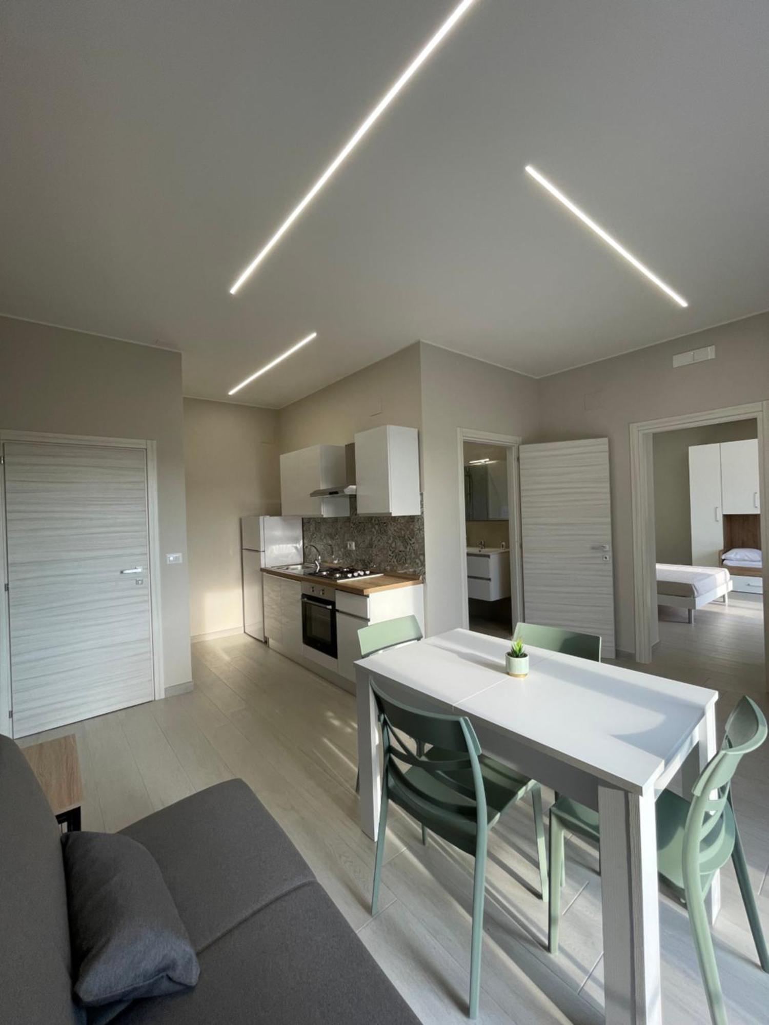 Luma Holiday Homes Mondragone Extérieur photo